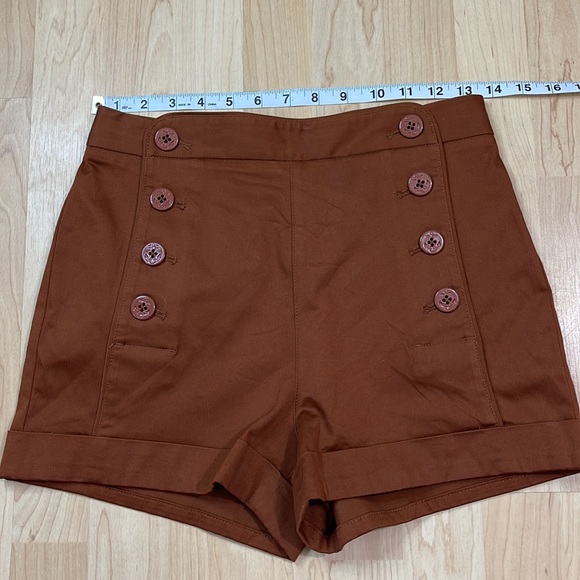 Talulah High Rise Sailor Anchor Button Shorts Womans 4 - Picture 5 of 14